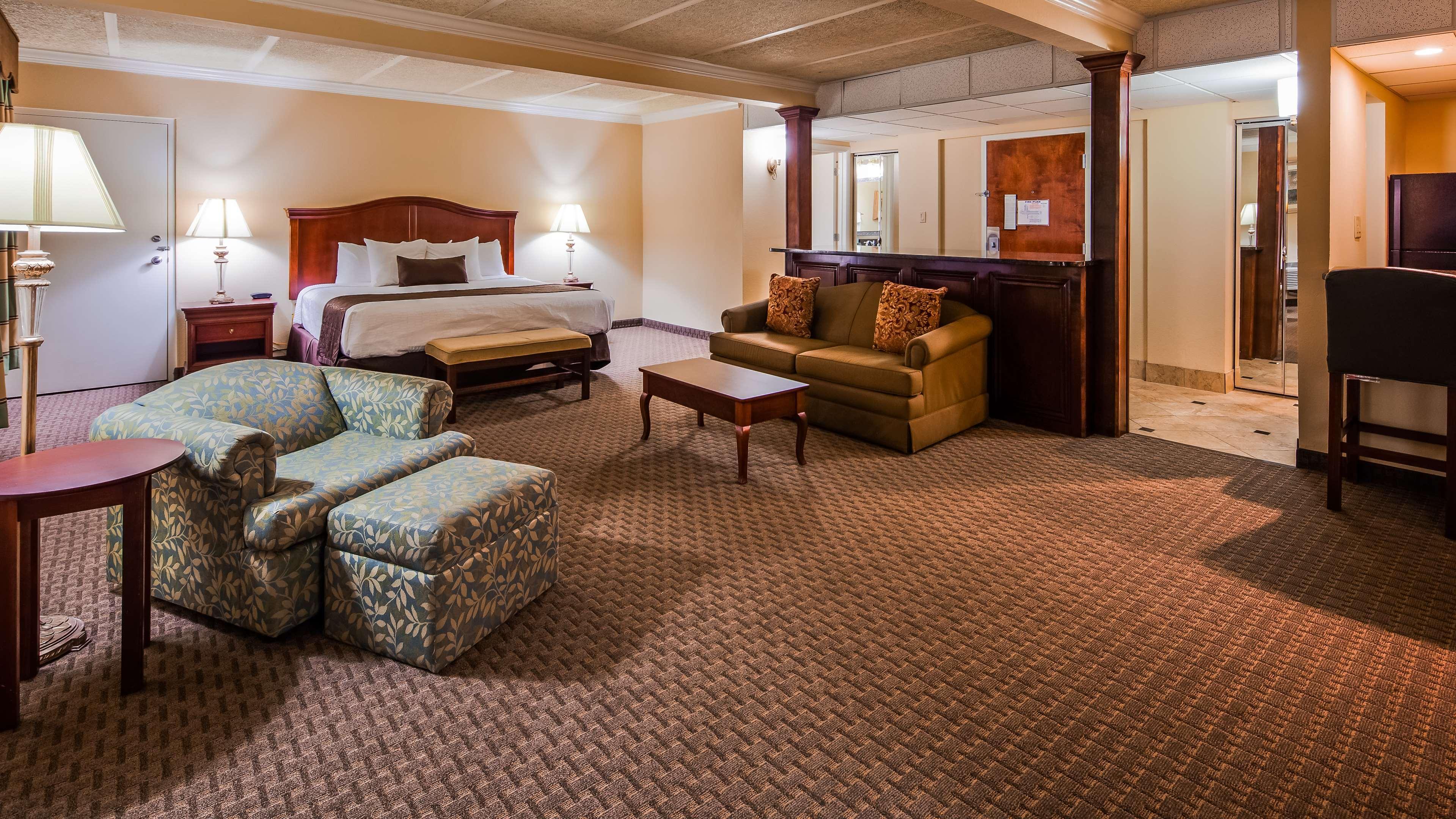Best Western Plus Burlington Exteriér fotografie