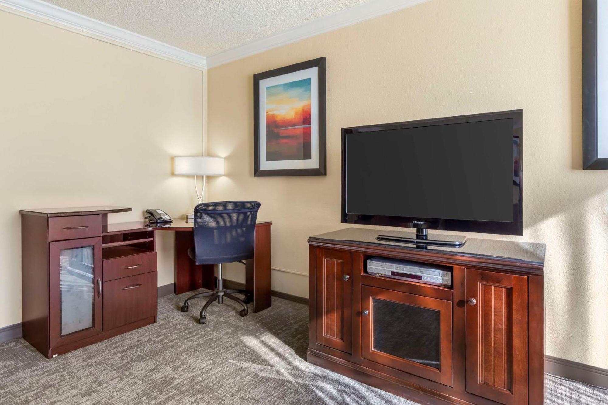 Best Western Plus Burlington Exteriér fotografie