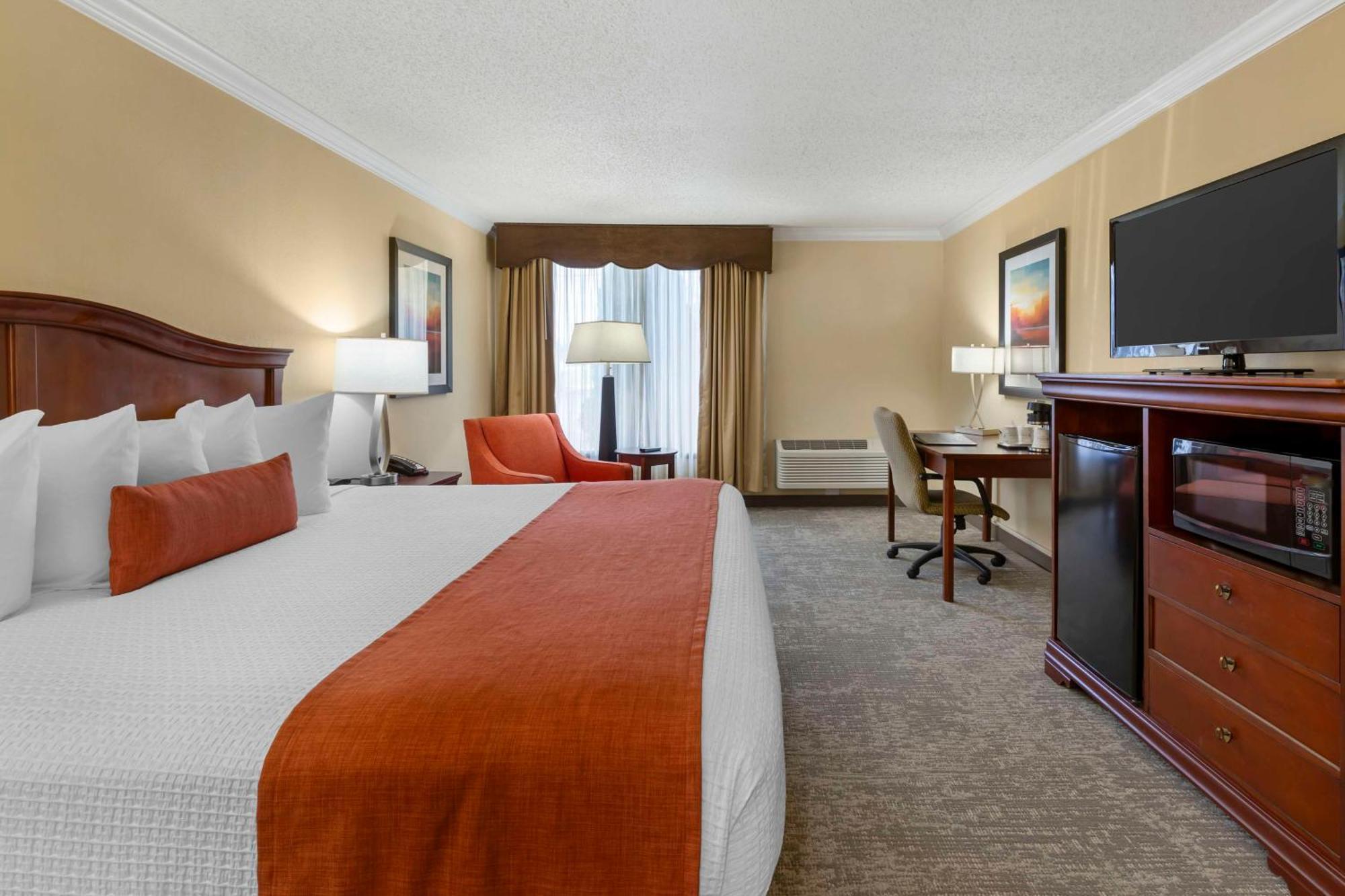 Best Western Plus Burlington Exteriér fotografie