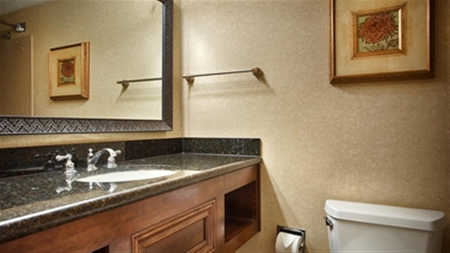 Best Western Plus Burlington Exteriér fotografie