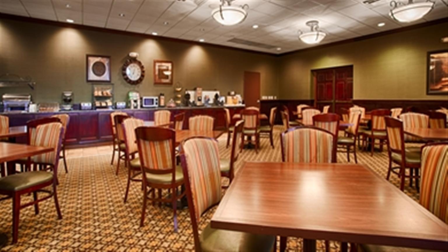 Best Western Plus Burlington Exteriér fotografie