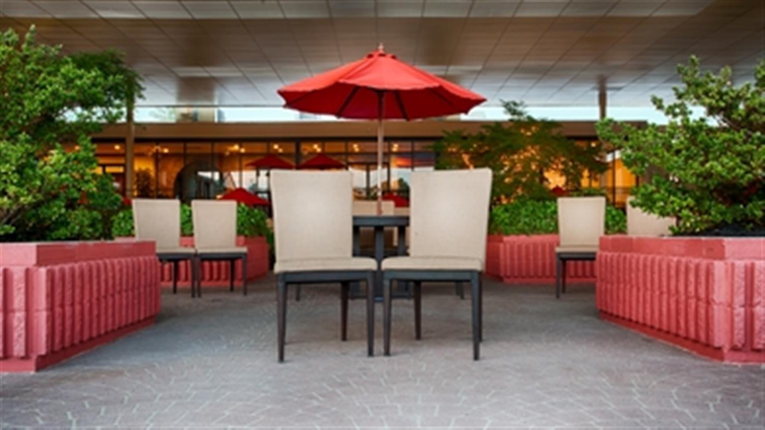 Best Western Plus Burlington Exteriér fotografie
