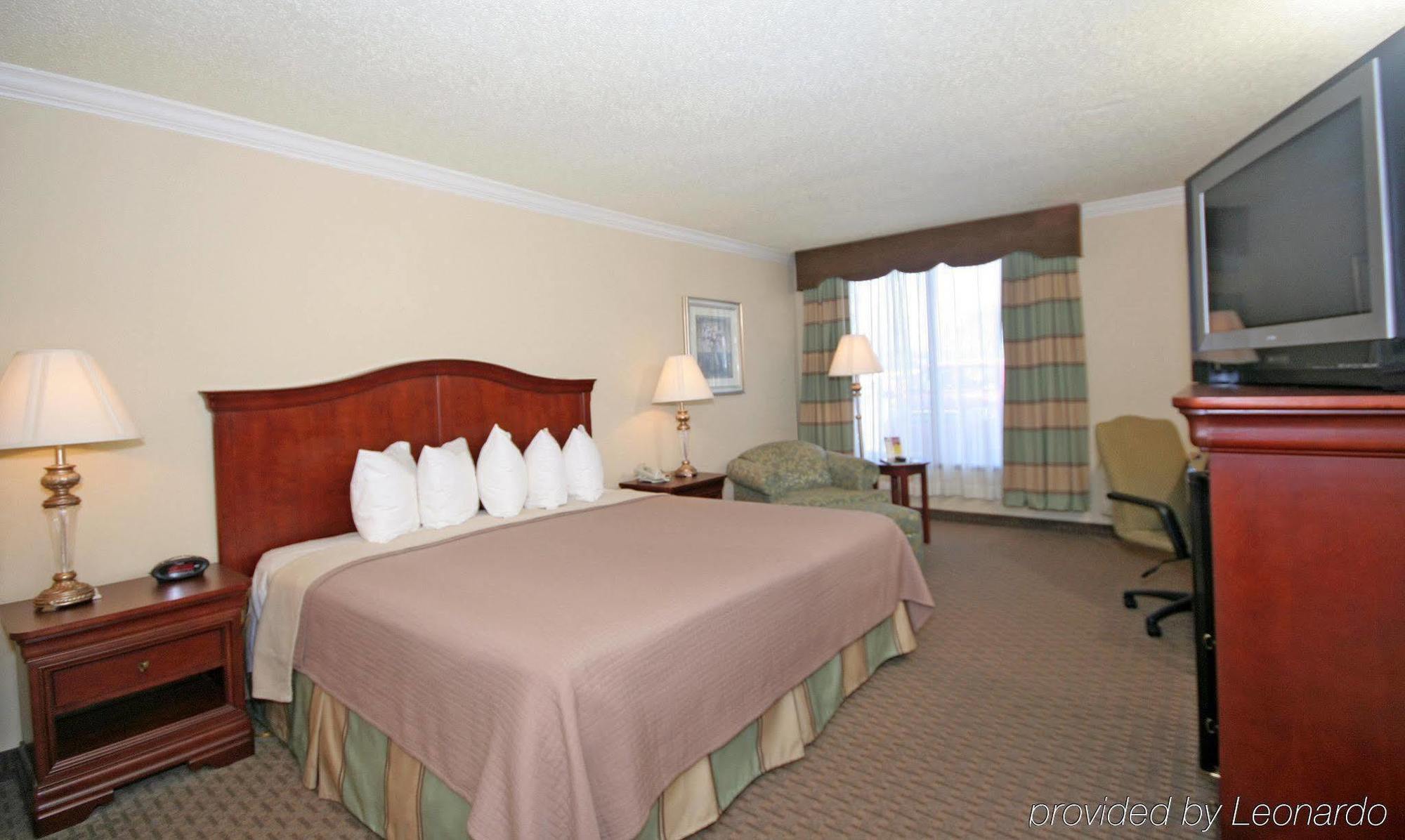 Best Western Plus Burlington Exteriér fotografie